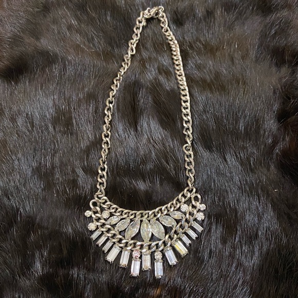 Necklaces. - Picture 2 of 4